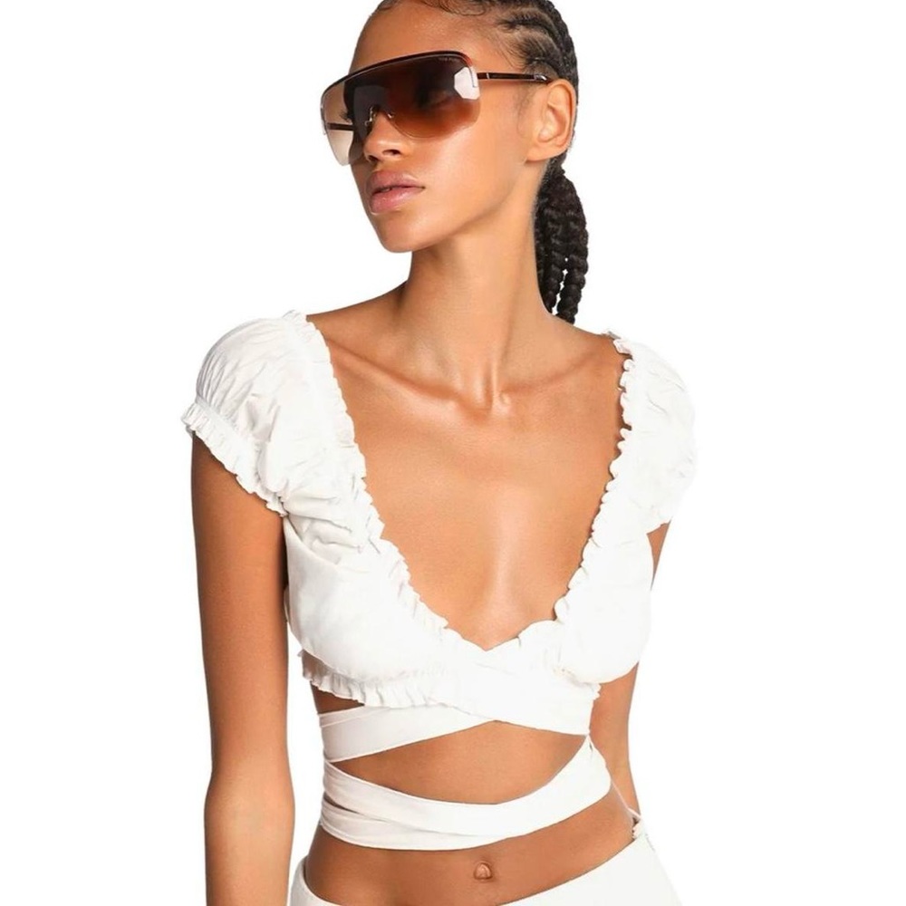 i am gia white top